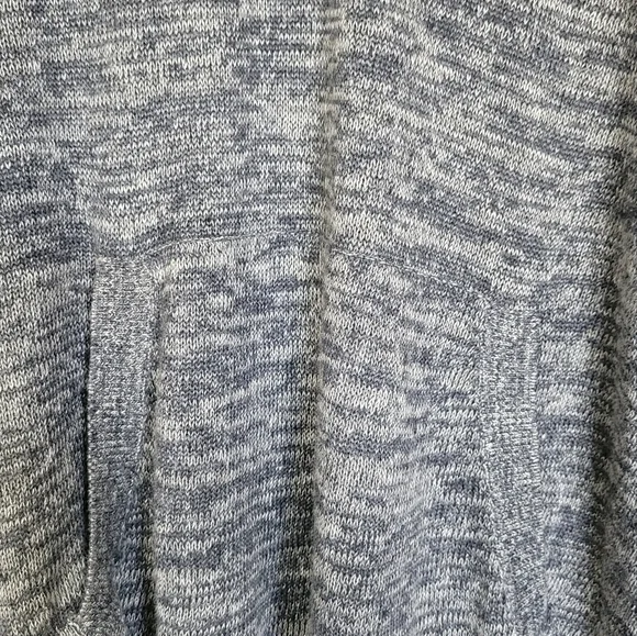 Vince men's hoody, TAG IS MISSING. size is medium but may fit a slightly larger - Picture 3 of 6